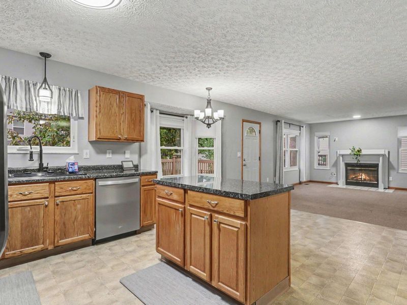 610 Thistle Drive , Delaware, OH 43015 Photo 9
