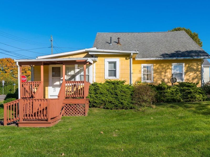 157 N Market Street N, Martinsburg, OH 43037 Photo 2