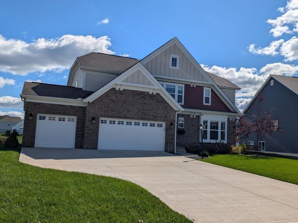 6823 Streamside Drive , Galena, OH 43021