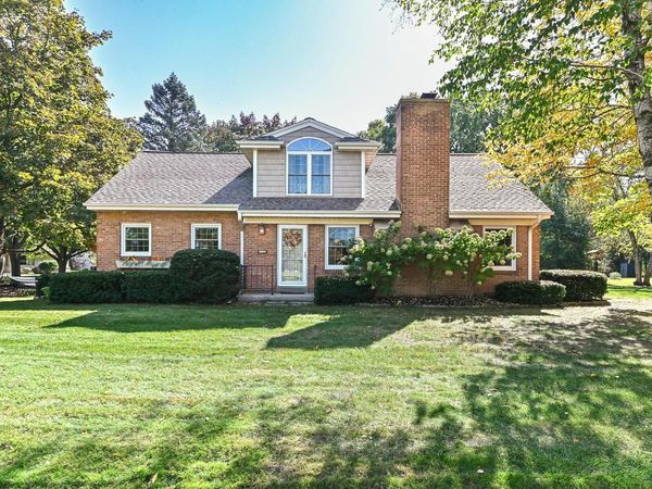 7120 N Yates ROAD, Fox Point, WI 53217