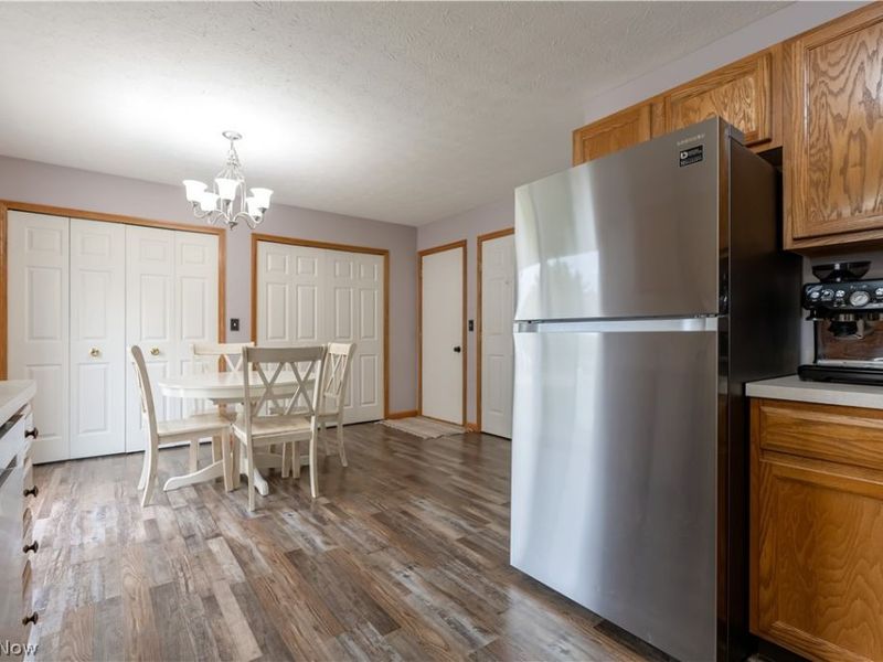 1095 Bennington Court , Akron, OH 44312 Photo 5