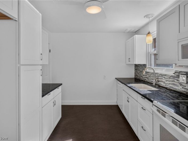 4129 New Road, Youngstown, OH 44515 Photo 6