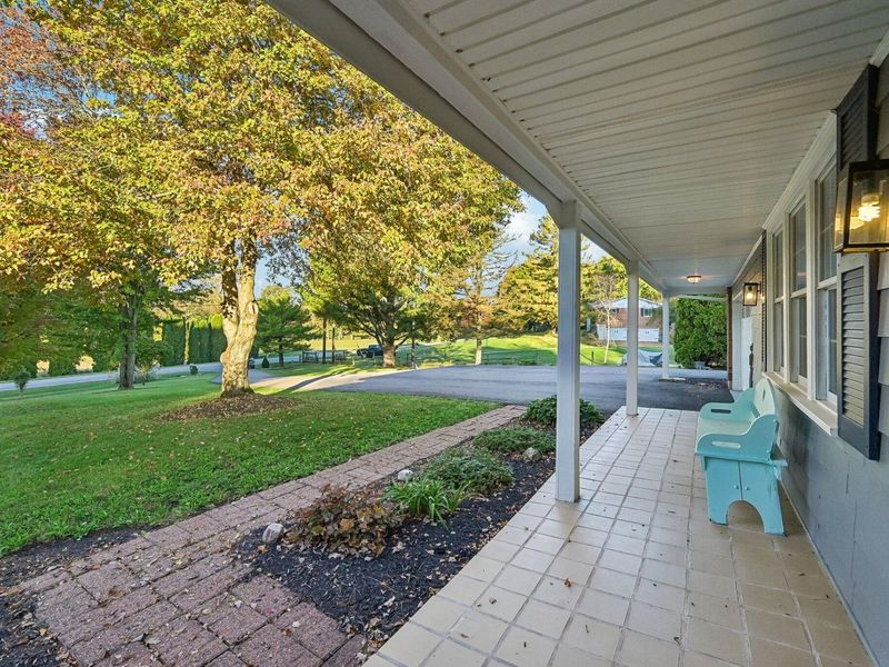 6686 Thackery Road, Urbana, OH 43078 Photo 14