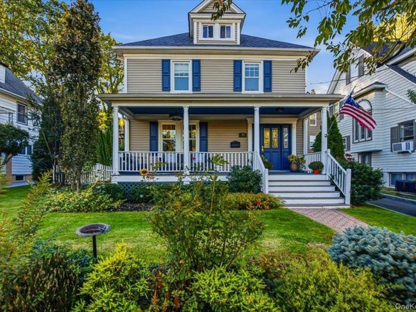 92 Webster Avenue , Port Washington, NY 11050