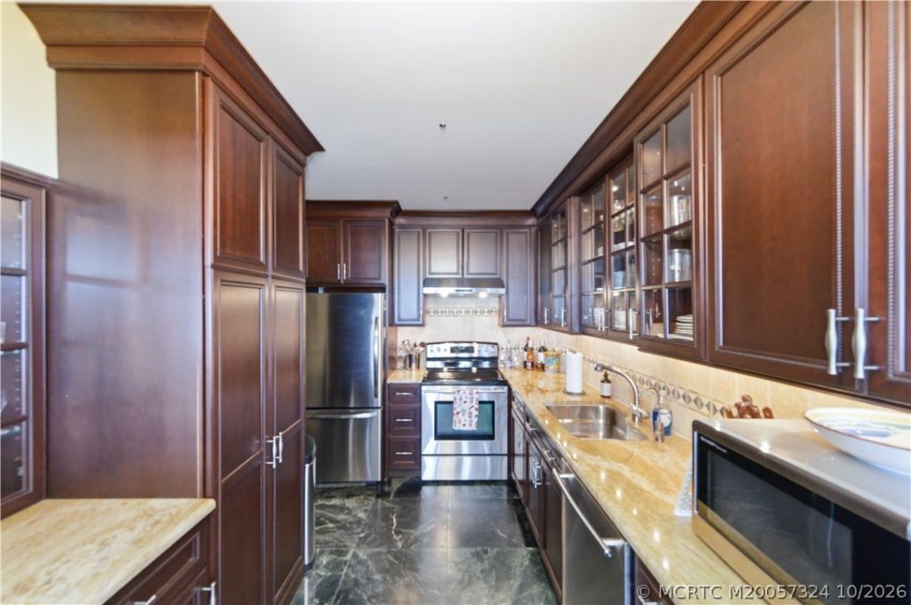 1289 NE Ocean Boulevard , Unit 12, Stuart, FL 34996 Photo