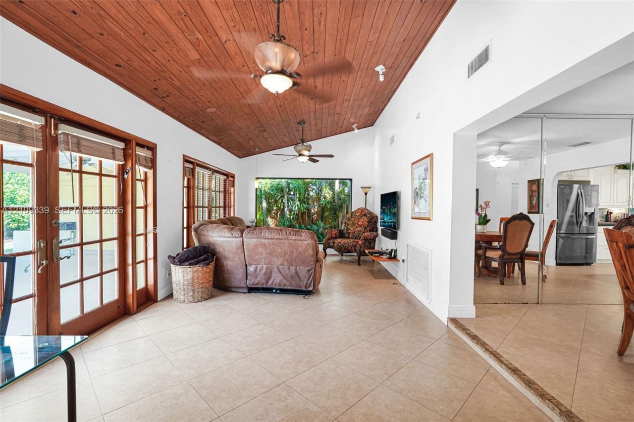 9630 SW 115th Avenue , Miami, FL 33176 Photo