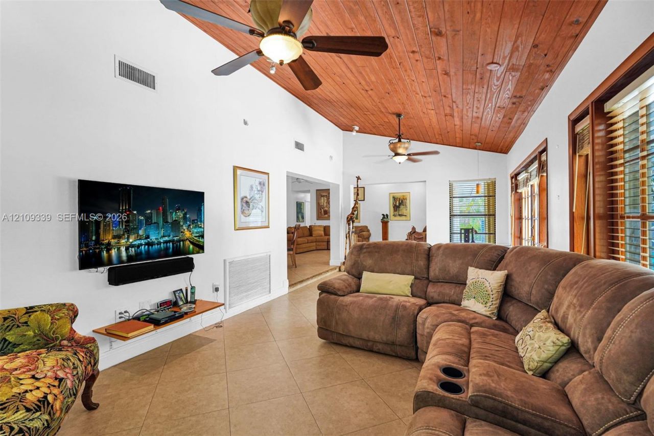 9630 SW 115th Avenue , Miami, FL 33176 Photo
