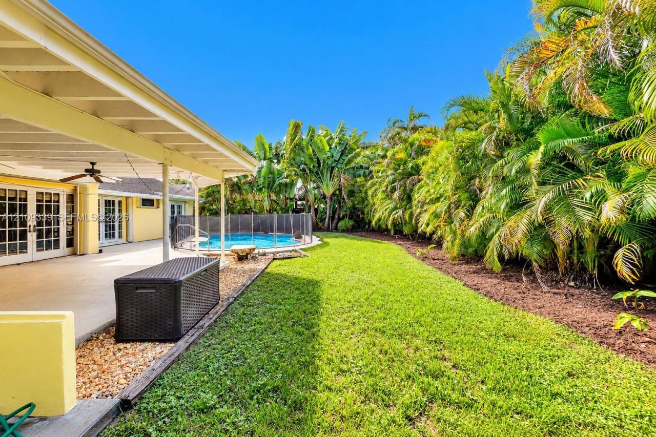 9630 SW 115th Avenue , Miami, FL 33176 Photo
