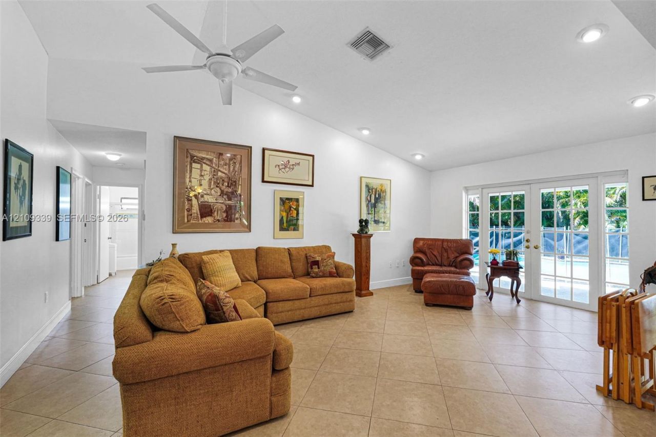 9630 SW 115th Avenue , Miami, FL 33176 Photo