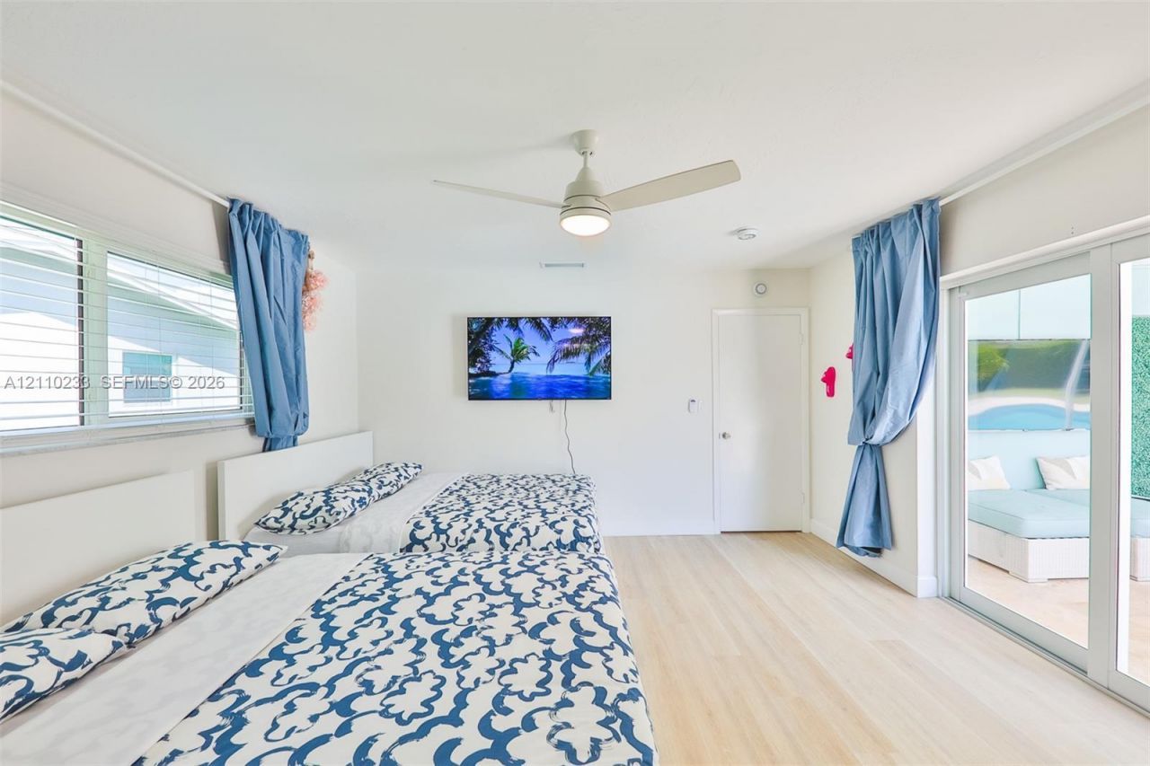 614 S Crescent Dr, Hollywood, FL 33021 Photo