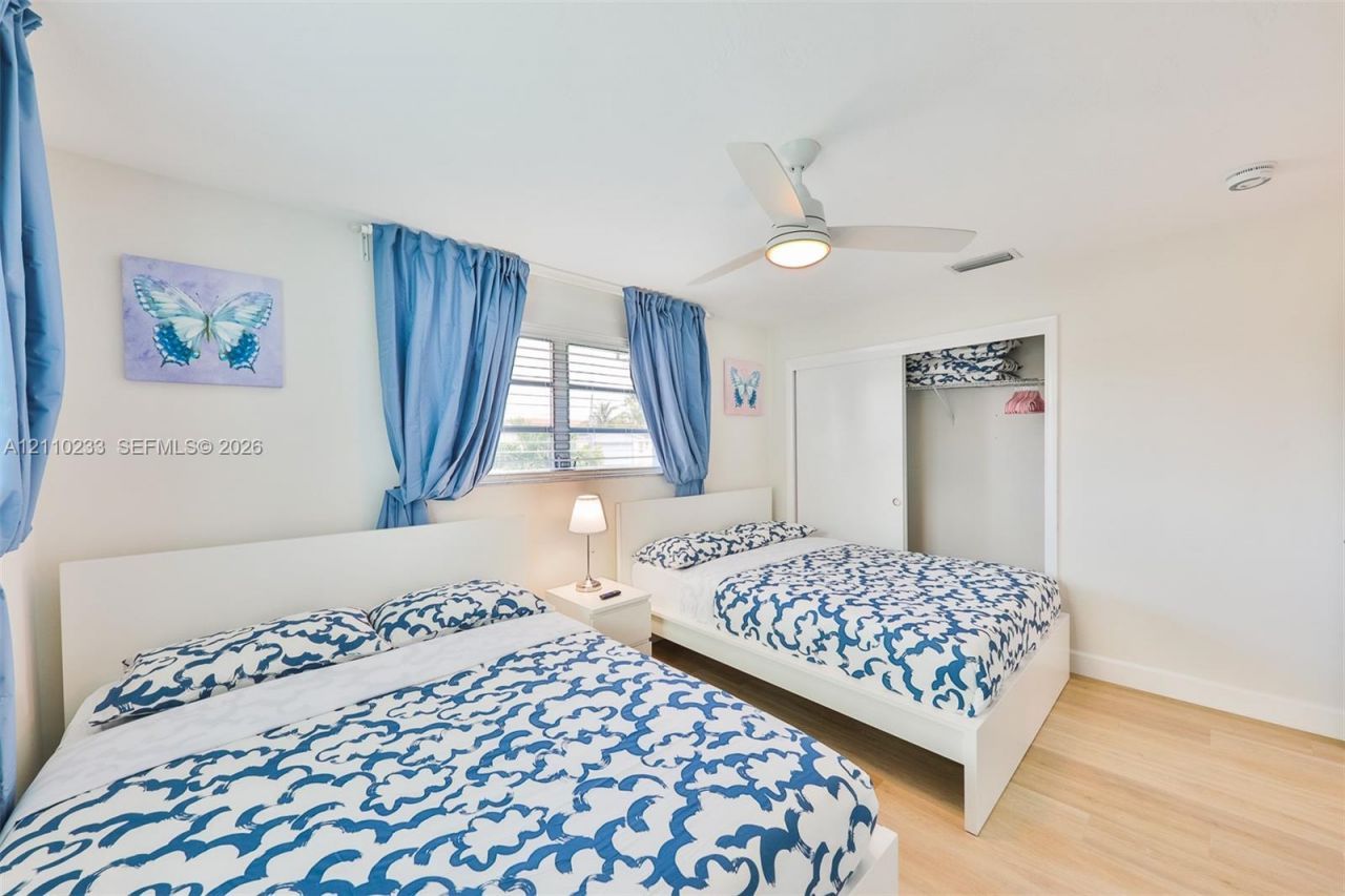 614 S Crescent Dr , Hollywood, FL 33021 Photo