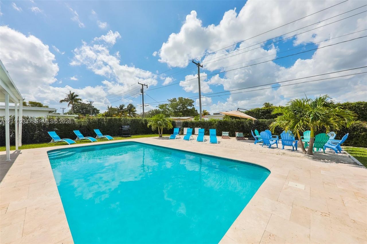 614 S Crescent Dr , Hollywood, FL 33021 Photo