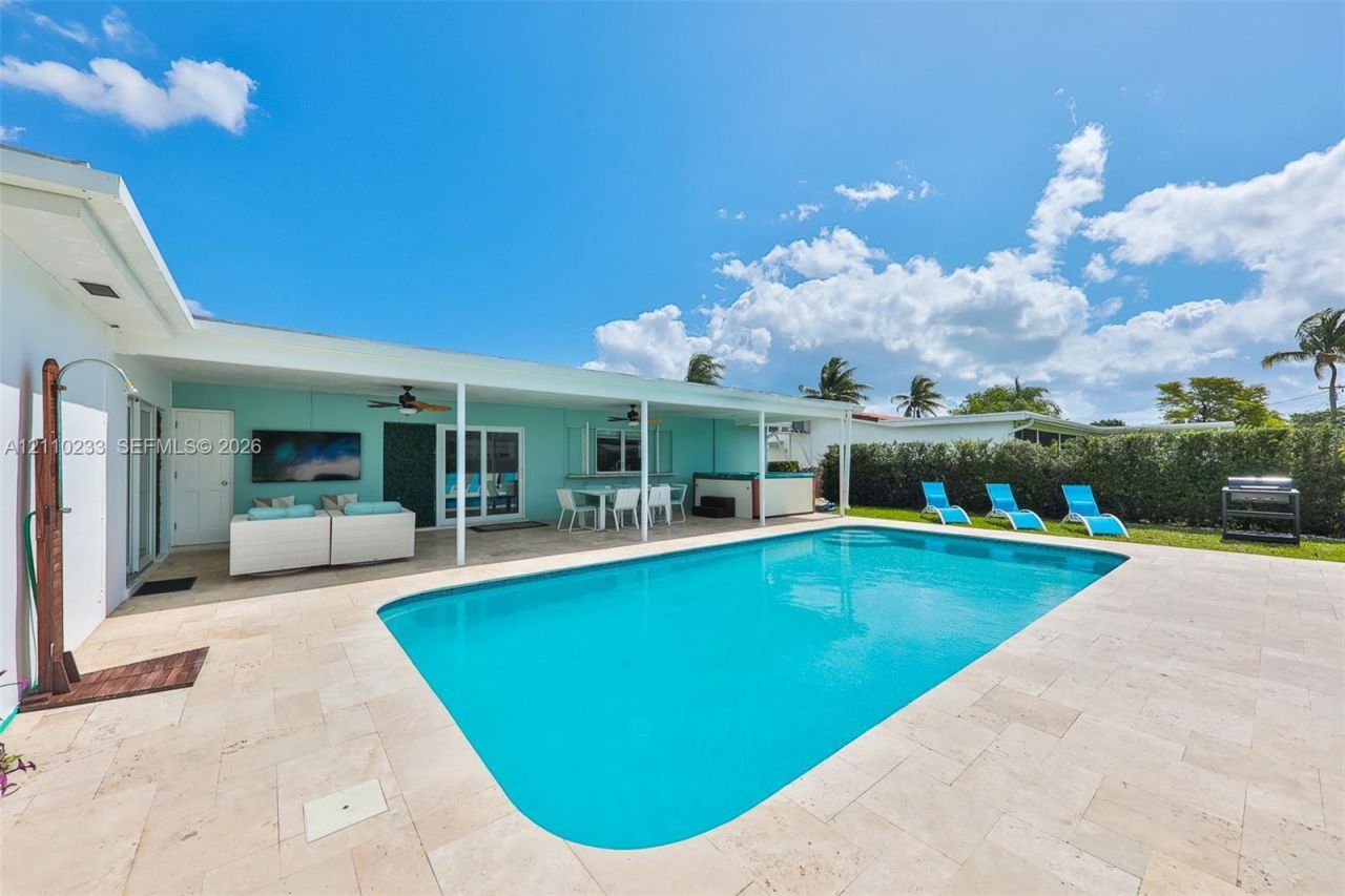 614 S Crescent Dr , Hollywood, FL 33021 Photo