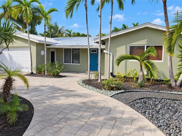 1825 NE 26th Dr , Wilton Manors, FL 33306