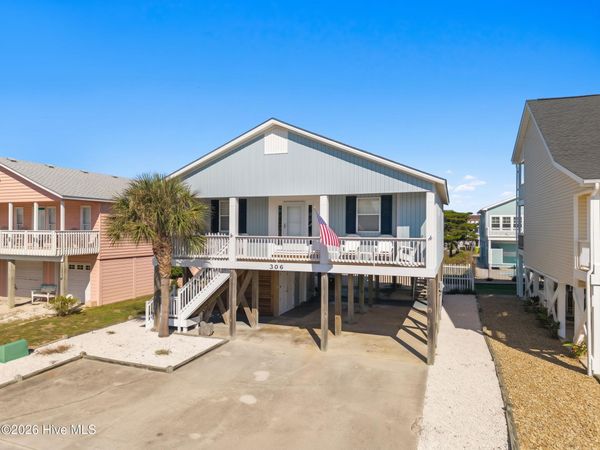 306 Brunswick Avenue W, Holden Beach, NC 28462
