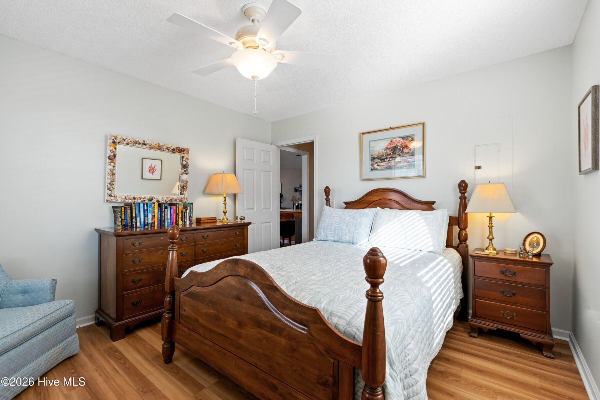 306 Brunswick Avenue W Photo 20