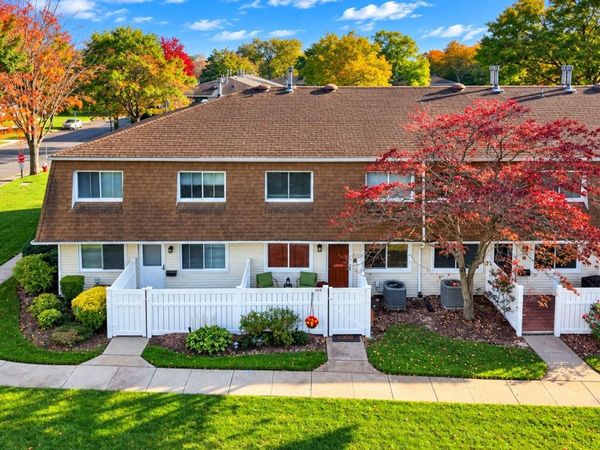 109 Storm Drive , Holtsville, NY 11742