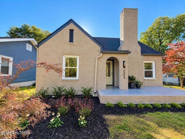 2554 Woodbine Ave, Knoxville, TN 37914