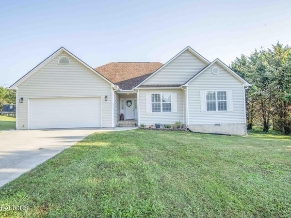 719 Rocky Springs Rd, Madisonville, TN 37354