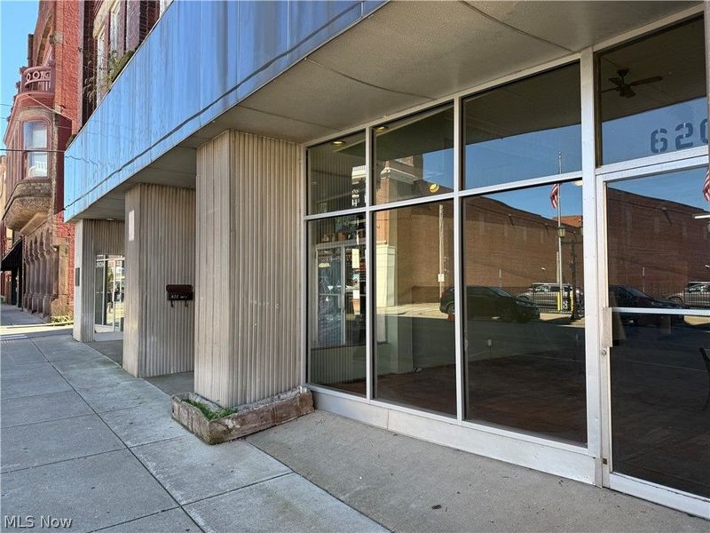 622 Wheeling Avenue, Cambridge, OH 43725 Photo 9