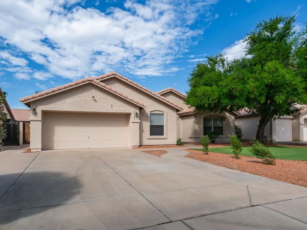 4038 W MOHAWK Lane, Glendale, AZ 85308