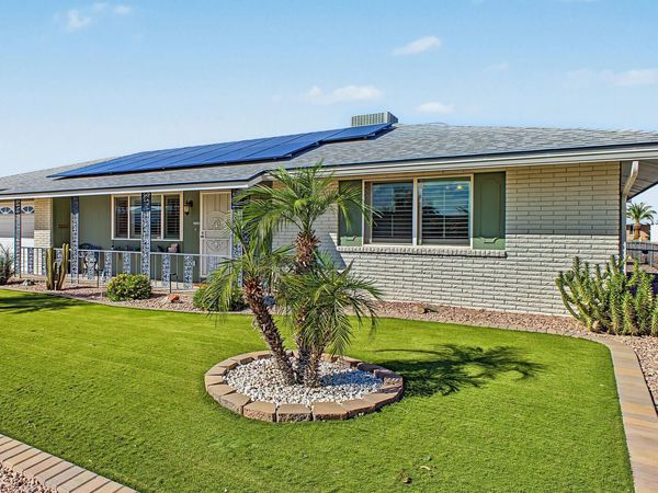 9608 W BROKENSTONE Drive, Sun City, AZ 85351