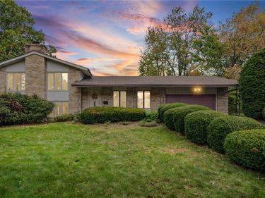 525 Fox Meadow Road, Rochester, NY 14626