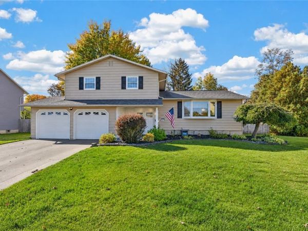 7358 Cedar Post Road, Liverpool, NY 13088