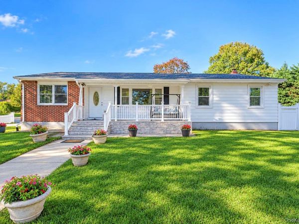 431 Blue Point Road , Farmingville, NY 11738