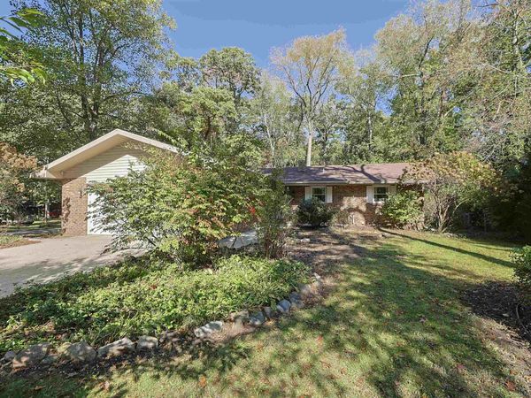 30487 Lantern Lane, Elkhart, IN 46514