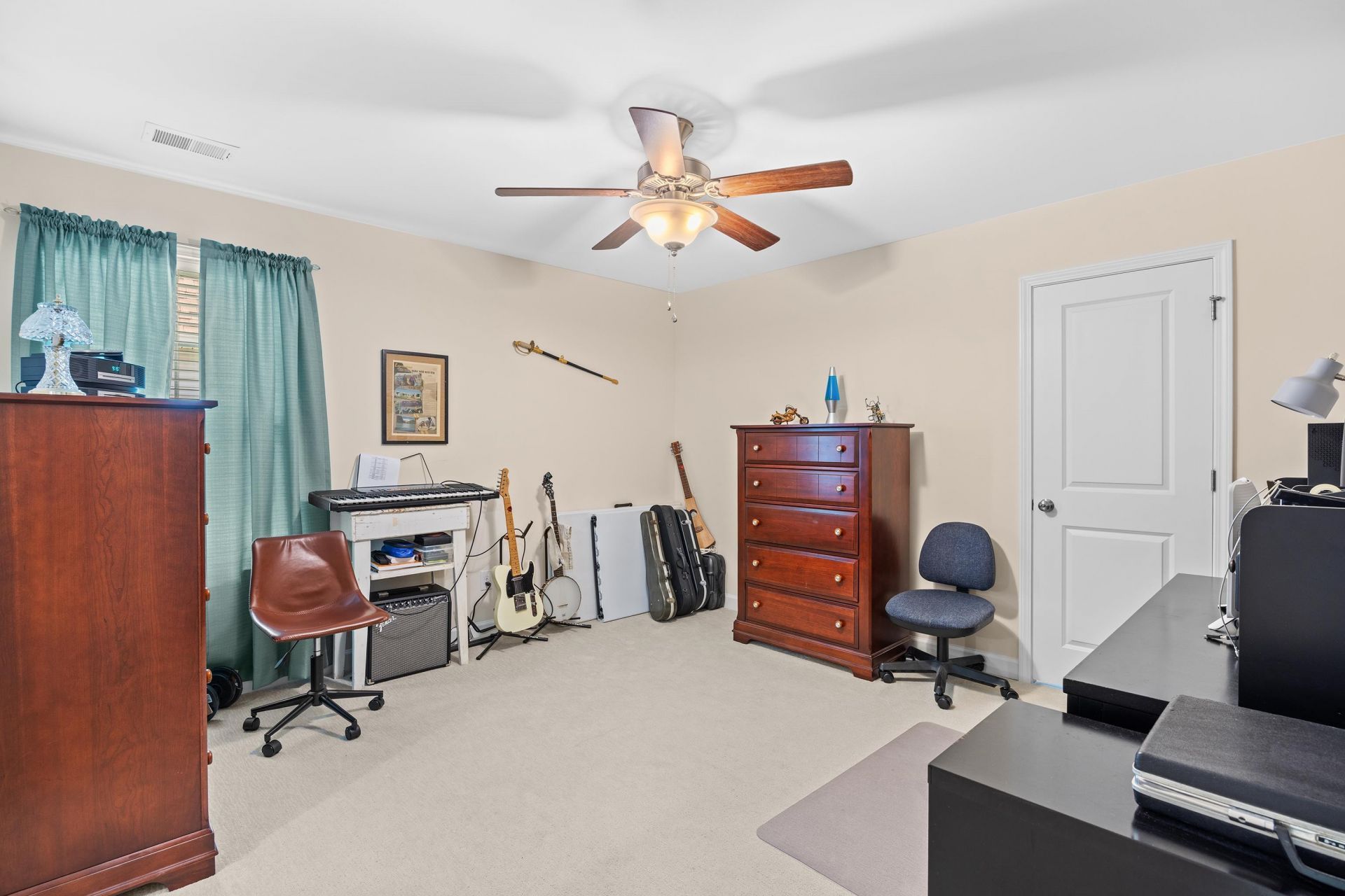 5008 Sandlewood Dr.  Photo 32