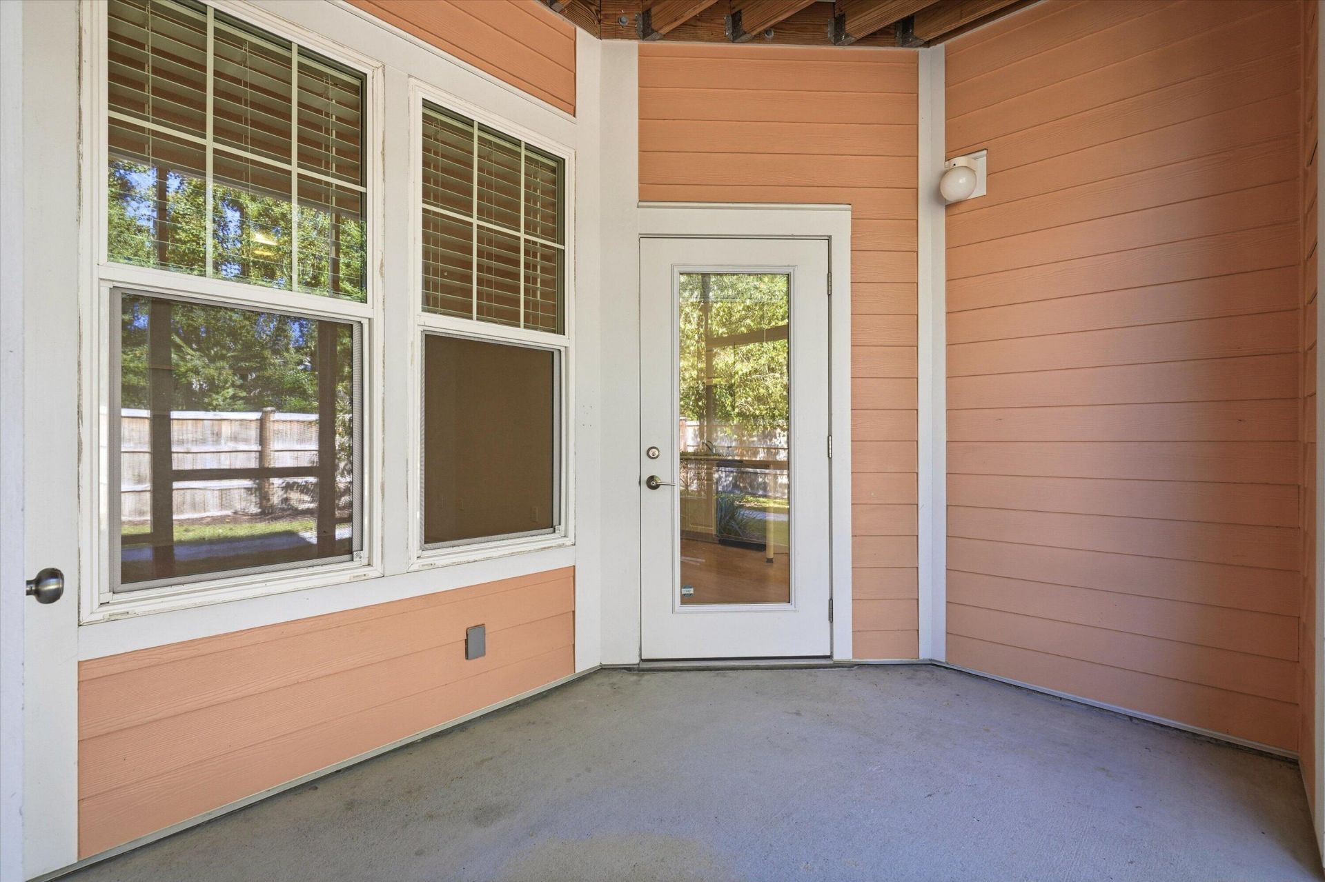 2217 Chatelain Way Photo 25