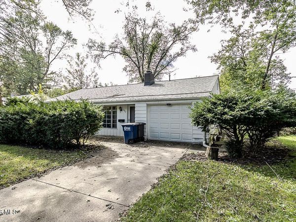 1927 Grecourt Drive , Toledo, OH 43615
