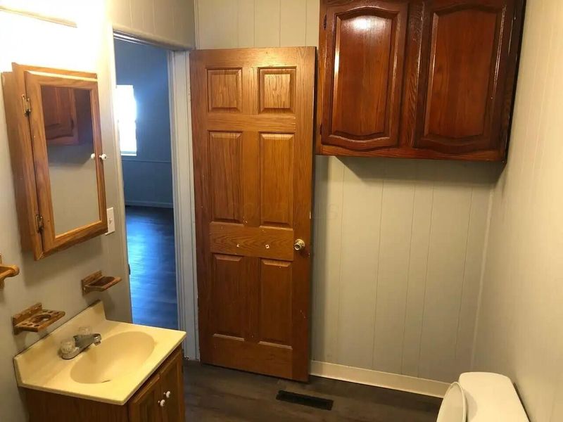 24 W Main Street, Ashville, OH 43103 Photo 10