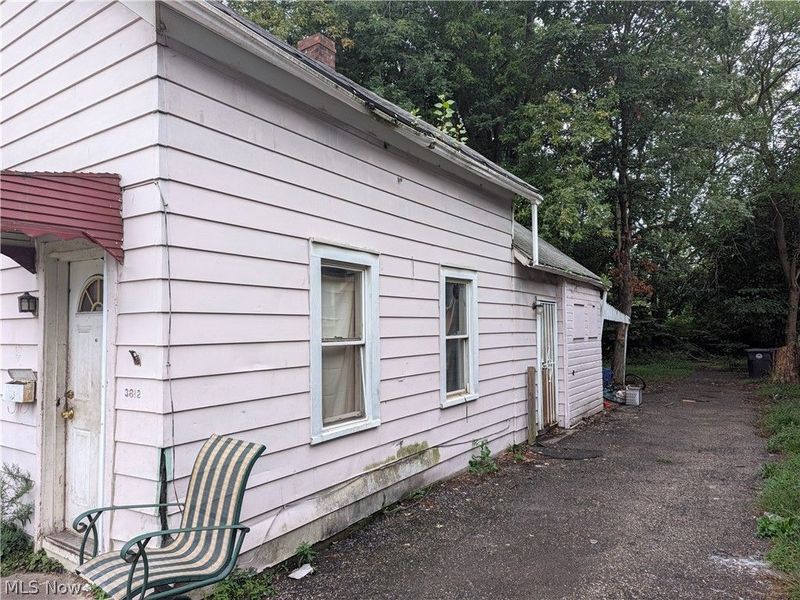 3812 E 54th Street, Cleveland, OH 44105 Photo 6