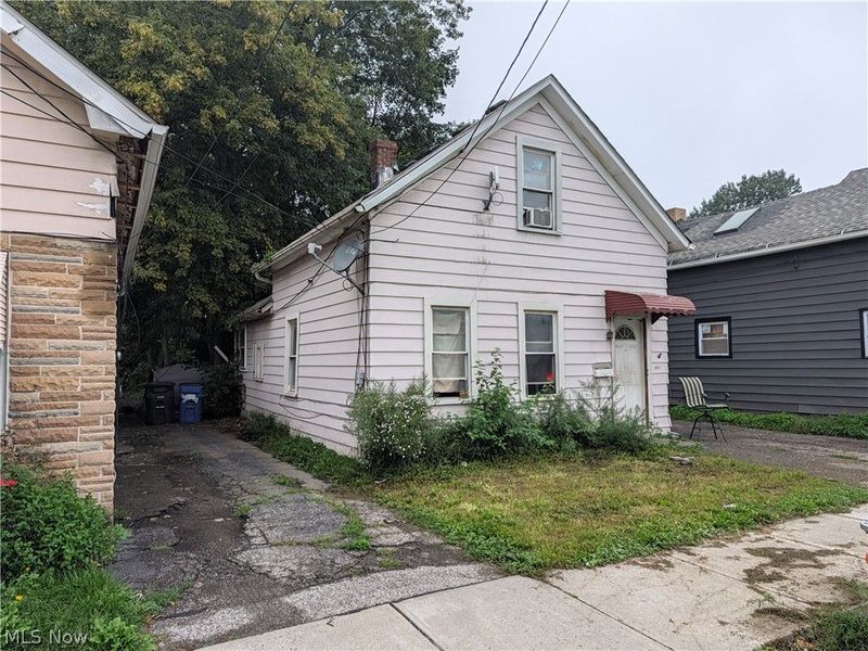 3812 E 54th Street, Cleveland, OH 44105 Photo 7
