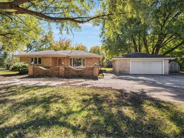 29822 County Road 4, Elkhart, IN 46514