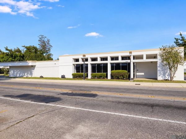 712 Center St, New Iberia, LA 70560