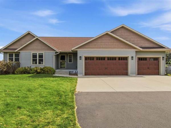 S8699 Steinhauer Drive, Eau Claire, WI 54701