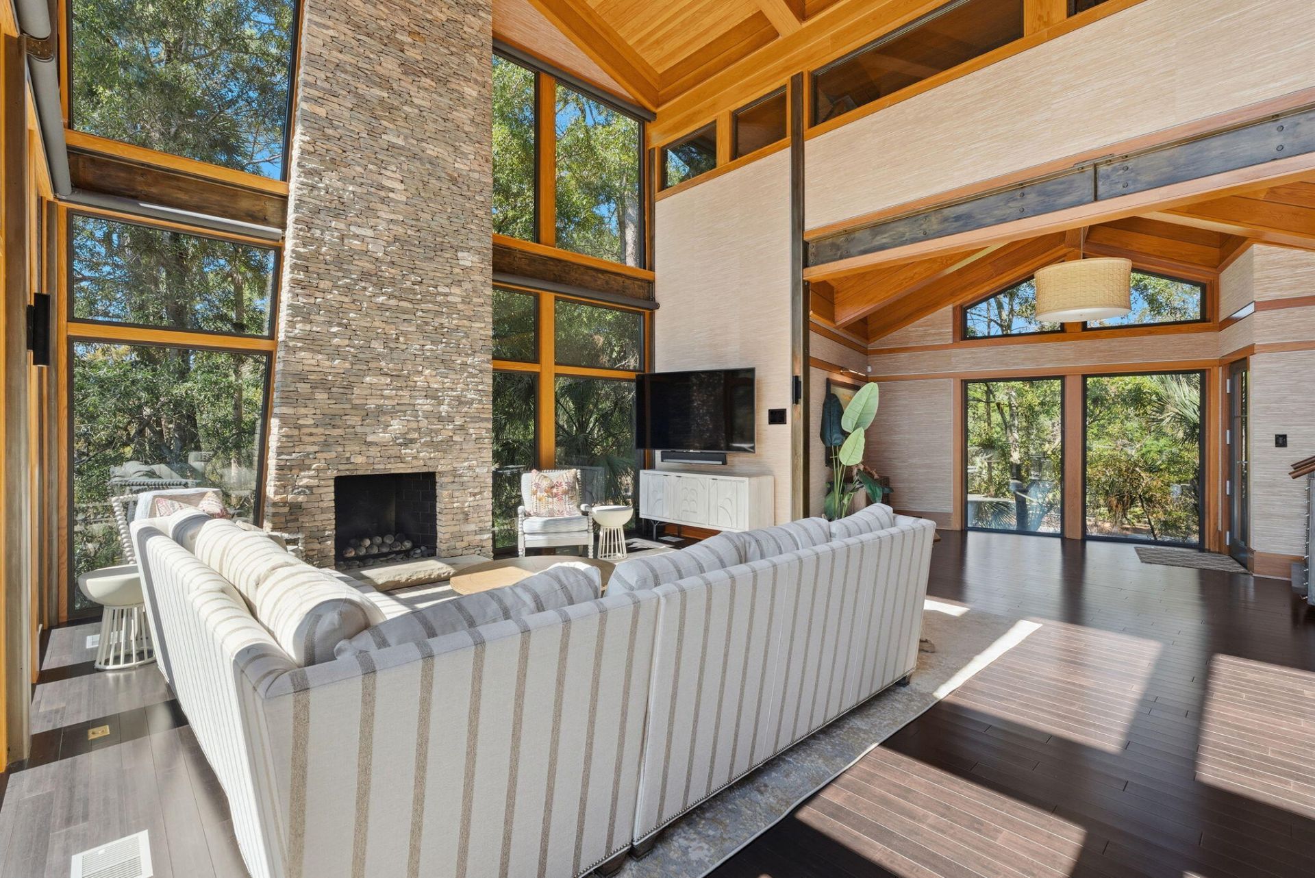 102 Blue Heron Pond Road Photo 23