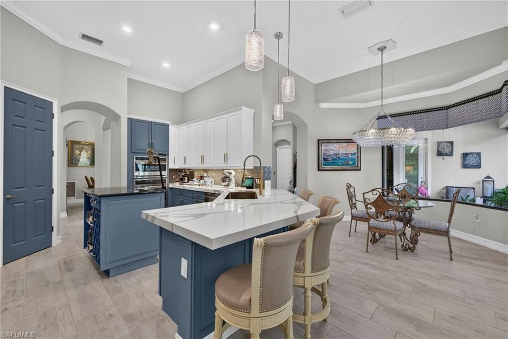 2299 Somerset Pl, Naples, FL 34120 Photo