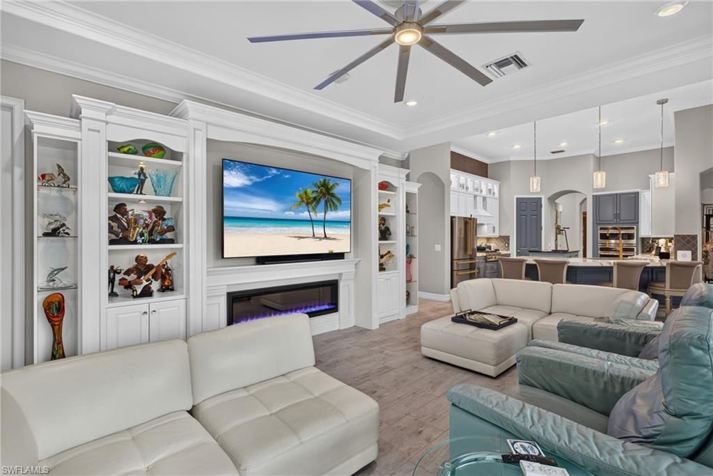 2299 Somerset Pl, Naples, FL 34120 Photo