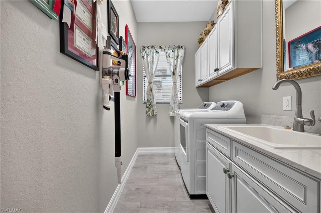 2299 Somerset Pl, Naples, FL 34120 Photo
