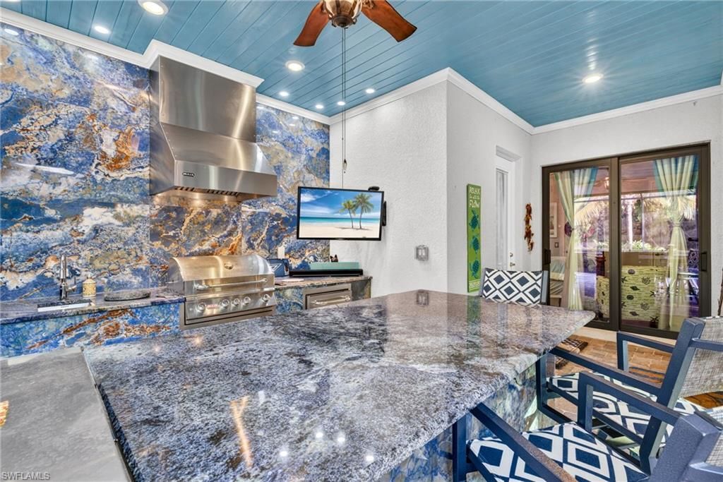 2299 Somerset Pl, Naples, FL 34120 Photo