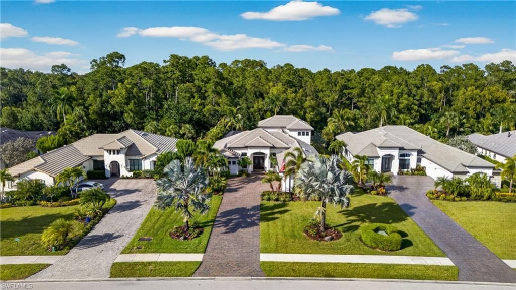 2299 Somerset Pl, Naples, FL 34120 Photo