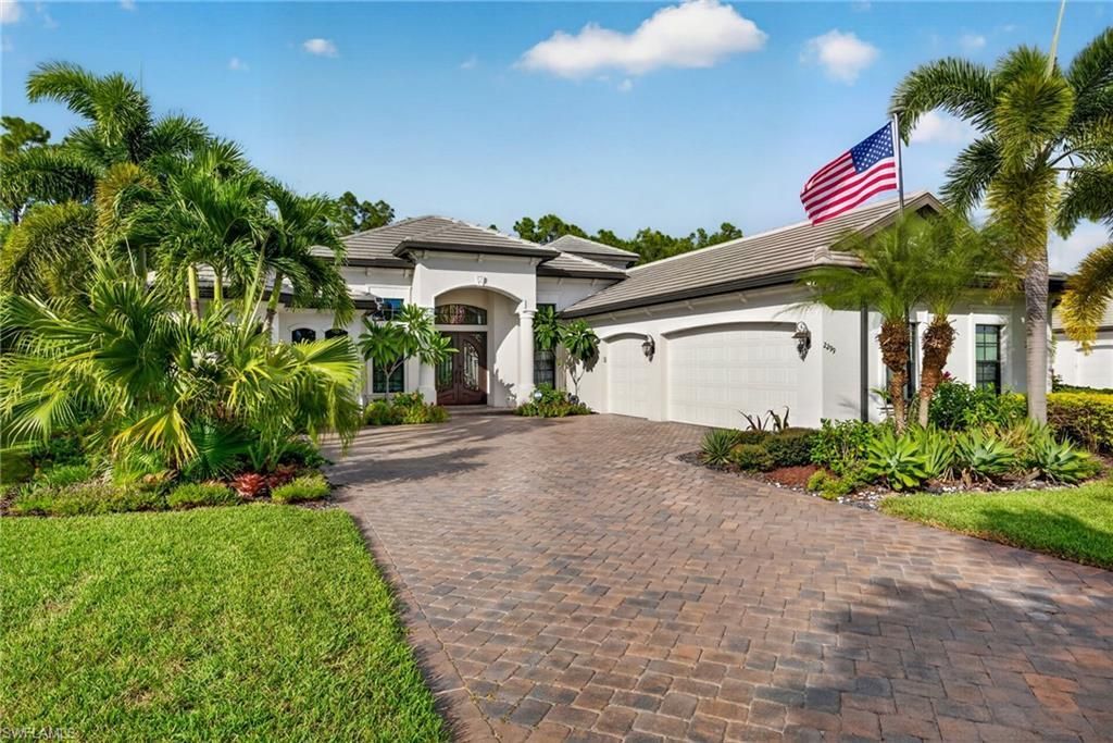 2299 Somerset Pl, Naples, FL 34120 Photo