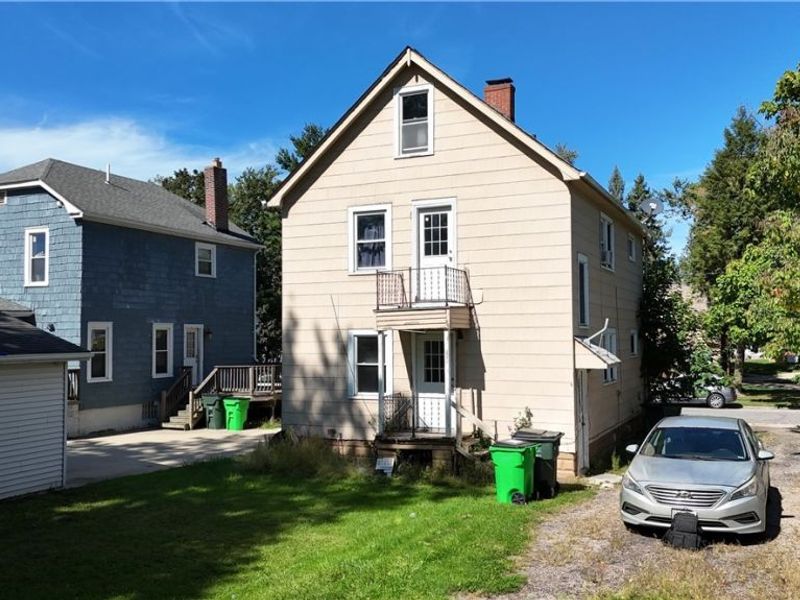 56 Charles Street , Bedford, OH 44146 Photo 4