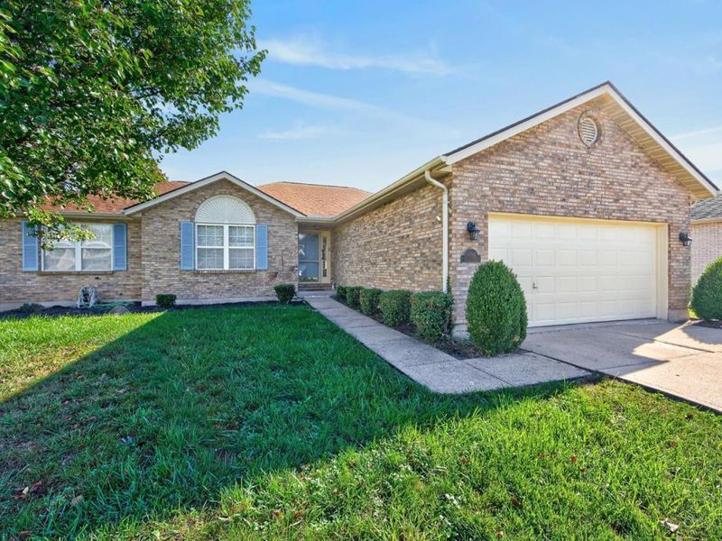 4766 Circle Drive, Fairfield, OH 45014 Photo 1