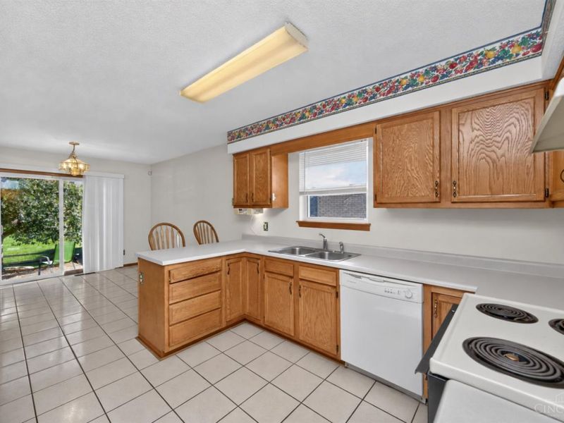 4766 Circle Drive, Fairfield, OH 45014 Photo 12
