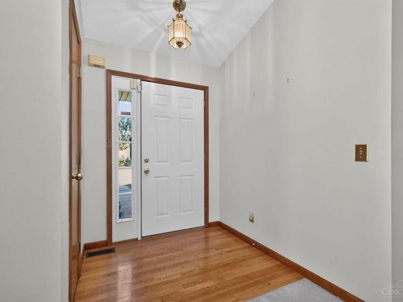 4766 Circle Drive, Fairfield, OH 45014 Photo 3